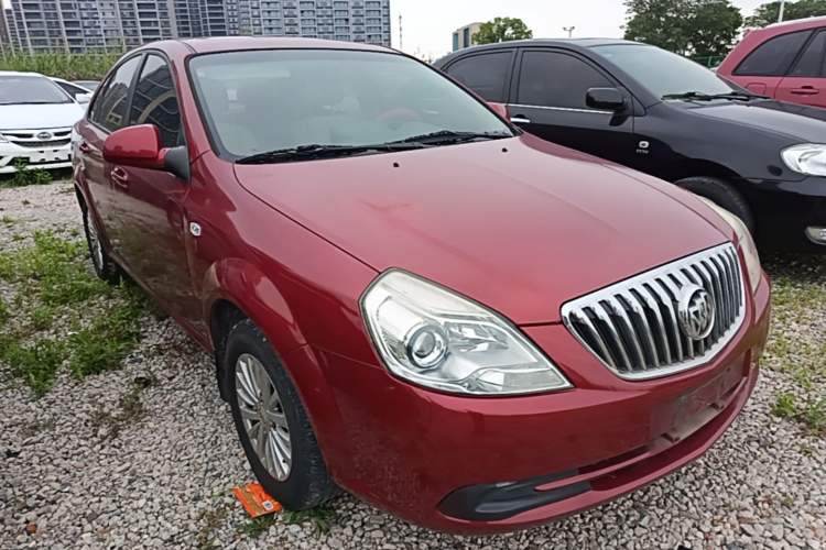 Used Buick Excelle 2015 1.5L Manual Classic Trim Front Right 45 Deg