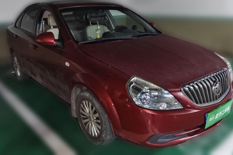 Used Buick Excelle 2015 1.5L Manual Classic Trim Front Right 45 Deg