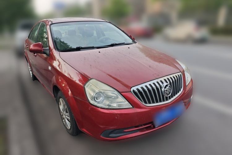 Used Buick Excelle 2015 1.5L Manual Classic Trim Front Right 45 Deg