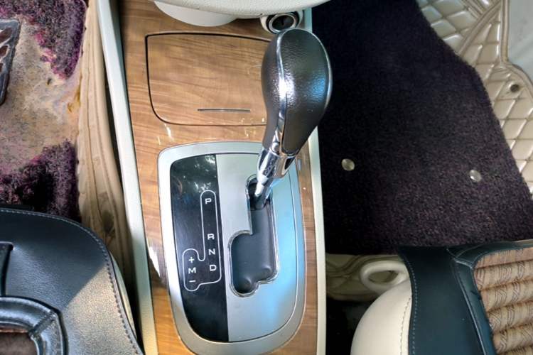 Used Buick Excelle 2015 1.5L Automatic Classic Model Gear Lever