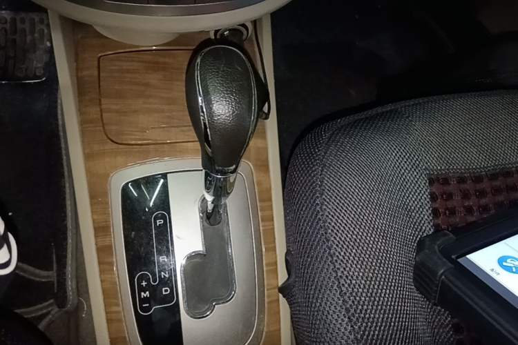 Used Buick Excelle 2015 1.5L Automatic Classic Model Gear Lever