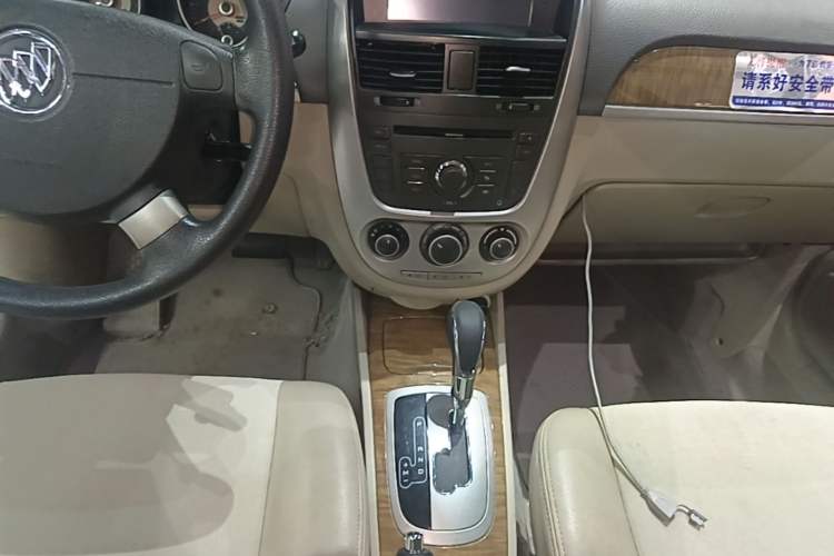 Used Buick Excelle 2015 1.5L Automatic Classic Model Gear Lever
