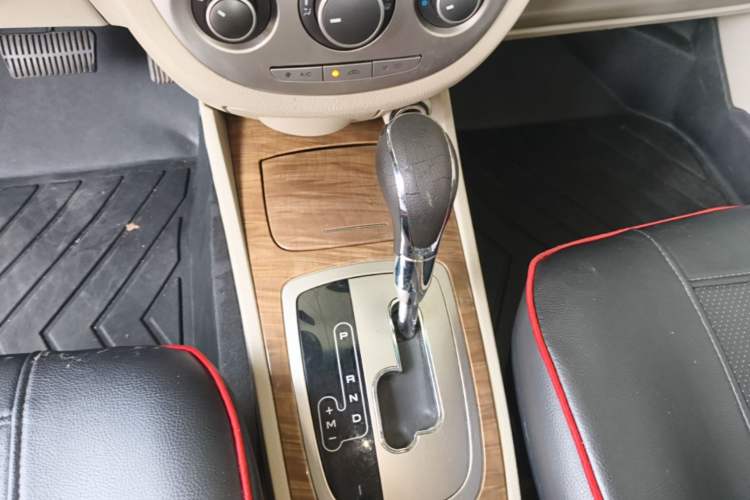 Used Buick Excelle 2015 1.5L Automatic Classic Model Gear Lever
