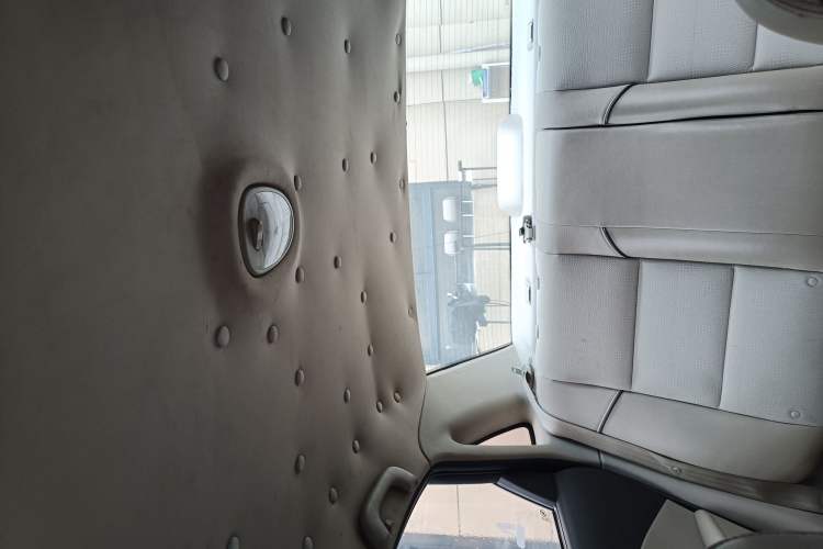 Used Buick Excelle 2015 1.5L Automatic Classic Model Headliner