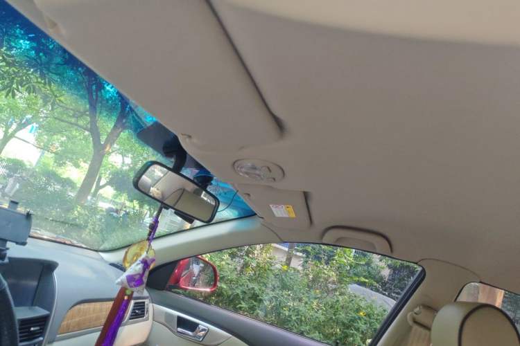 Used Buick Excelle 2015 1.5L Automatic Classic Model Headliner