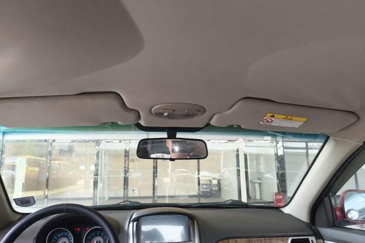 Used Buick Excelle 2015 1.5L Automatic Classic Model Headliner