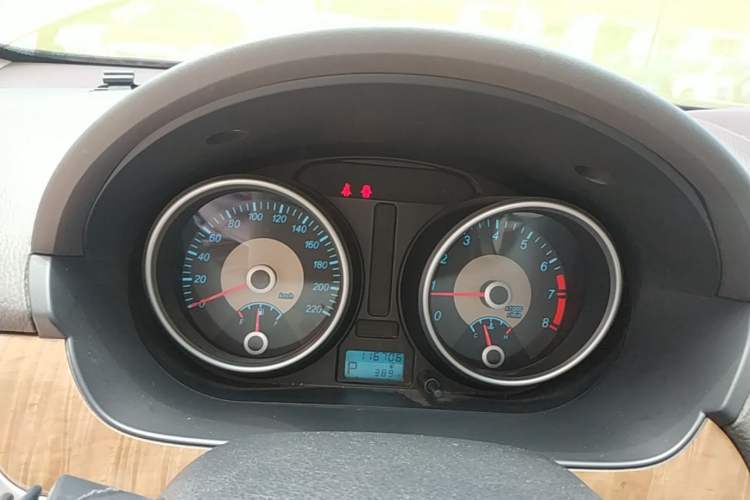 Used Buick Excelle 2015 1.5L Automatic Luxury Edition Instrument Cluster
