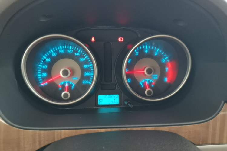 Used Buick Excelle 2015 1.5L Automatic Classic Model Instrument Cluster