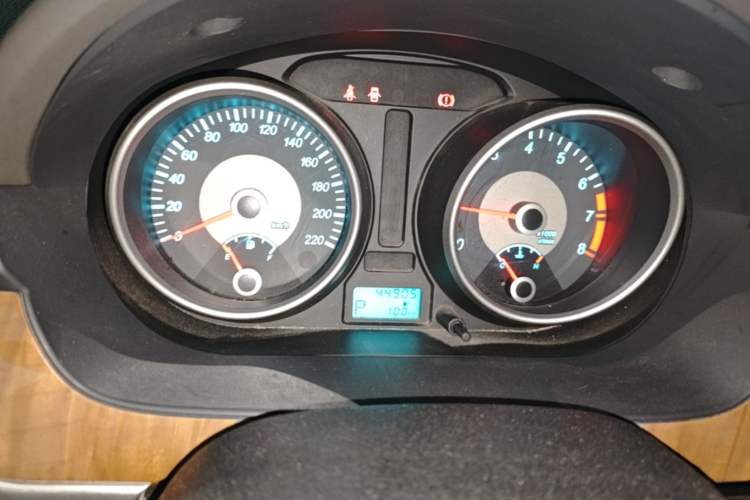 Used Buick Excelle 2015 1.5L Automatic Classic Model Instrument Cluster