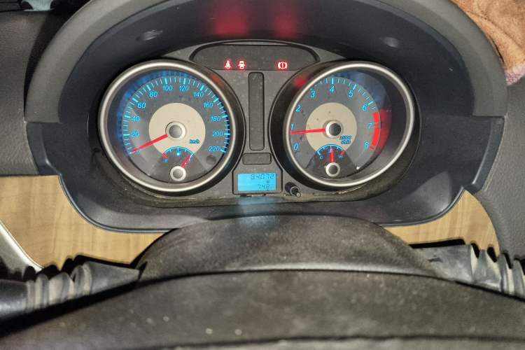Used Buick Excelle 2015 1.5L Manual Classic Trim Instrument Cluster