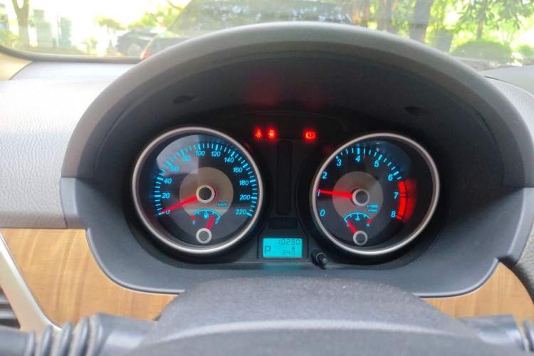 Used Buick Excelle 2015 1.5L Automatic Classic Model Instrument Cluster