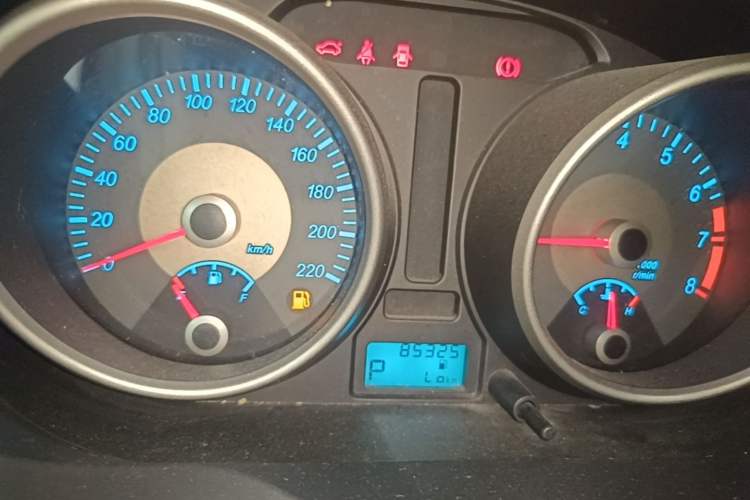Used Buick Excelle 2015 1.5L Automatic Classic Model Instrument Cluster