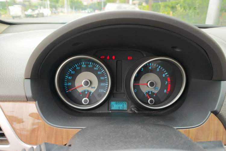 Used Buick Excelle 2015 1.5L Automatic Classic Model Instrument Cluster