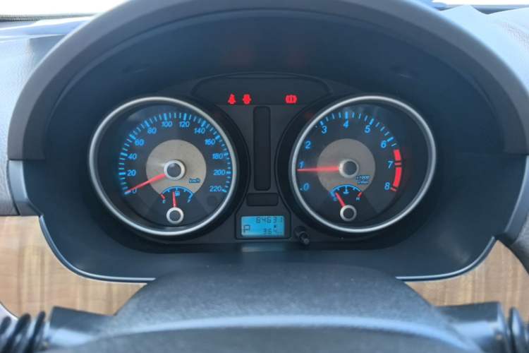 Used Buick Excelle 2015 1.5L Automatic Classic Model Instrument Cluster
