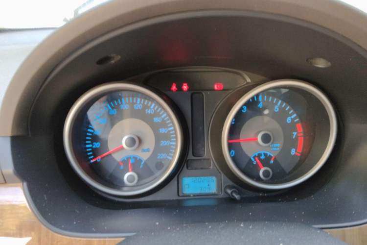 Used Buick Excelle 2015 1.5L Automatic Classic Model Instrument Cluster