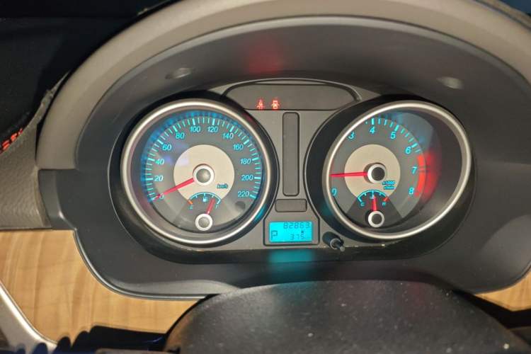 Used Buick Excelle 2015 1.5L Automatic Classic Model Instrument Cluster