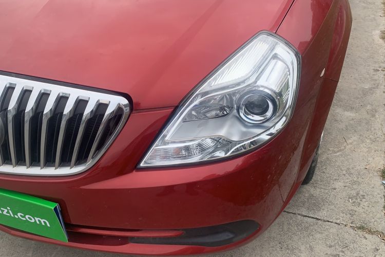 Used Buick Excelle 2015 1.5L Manual Classic Trim Left Front Headlight