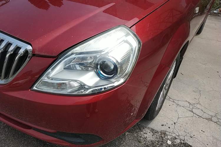 Used Buick Excelle 2015 1.5L Automatic Luxury Edition Left Front Headlight