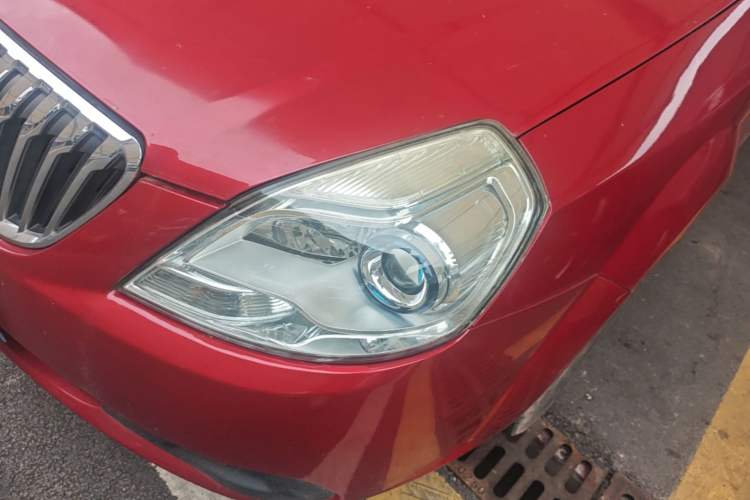 Used Buick Excelle 2015 1.5L Manual Classic Trim Left Front Headlight