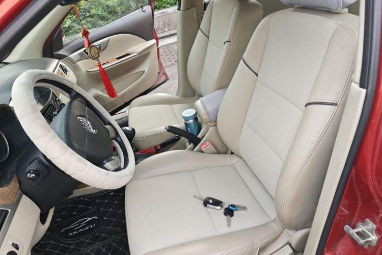 Used Buick Excelle 2015 1.5L Manual Classic Trim Left Front Seat