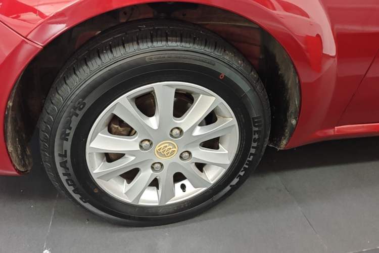 Used Buick Excelle 2015 1.5L Automatic Classic Model Left Front Wheel Hub