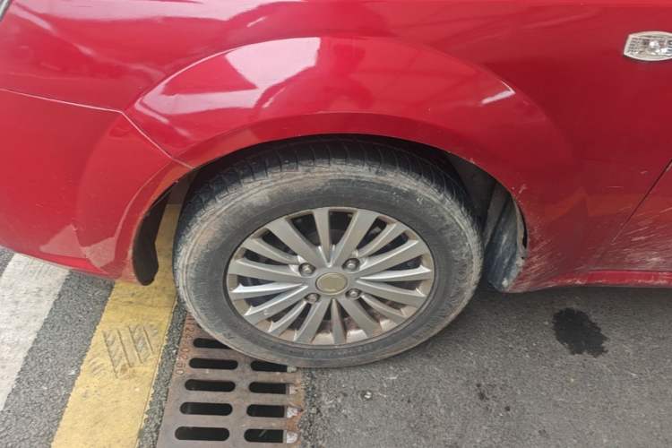 Used Buick Excelle 2015 1.5L Manual Classic Trim Left Front Wheel Hub
