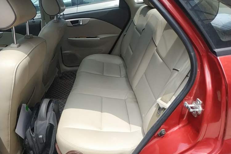 Used Buick Excelle 2015 1.5L Automatic Luxury Edition Left Rear Seat