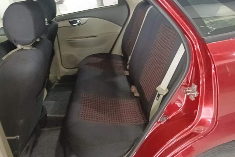 Used Buick Excelle 2015 1.5L Automatic Classic Model Left Rear Seat