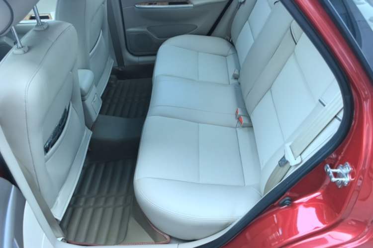Used Buick Excelle 2015 1.5L Automatic Classic Model Left Rear Seat