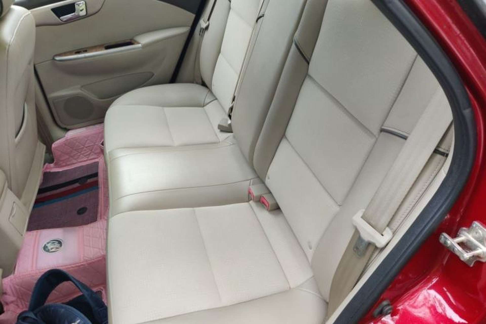 Used Buick Excelle 2015 1.5L Automatic Classic Model Left Rear Seat