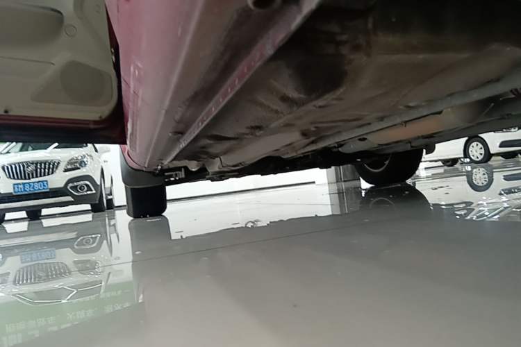 Used Buick Excelle 2015 1.5L Automatic Classic Model Left Side Sill