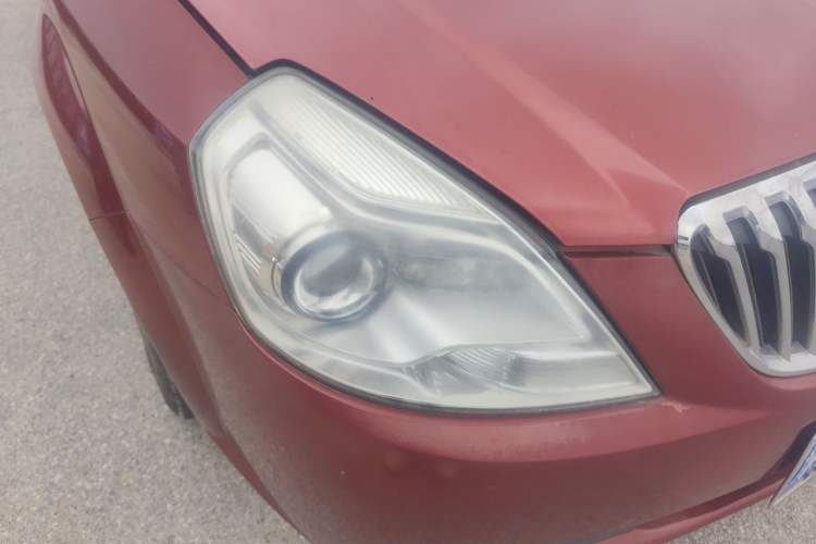 Used Buick Excelle 2015 1.5L Manual Classic Trim Right Front Headlight