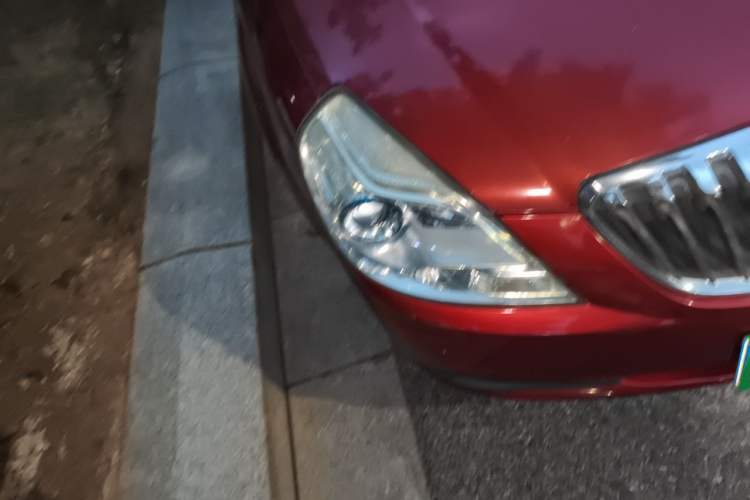 Used Buick Excelle 2015 1.5L Automatic Classic Model Right Front Headlight
