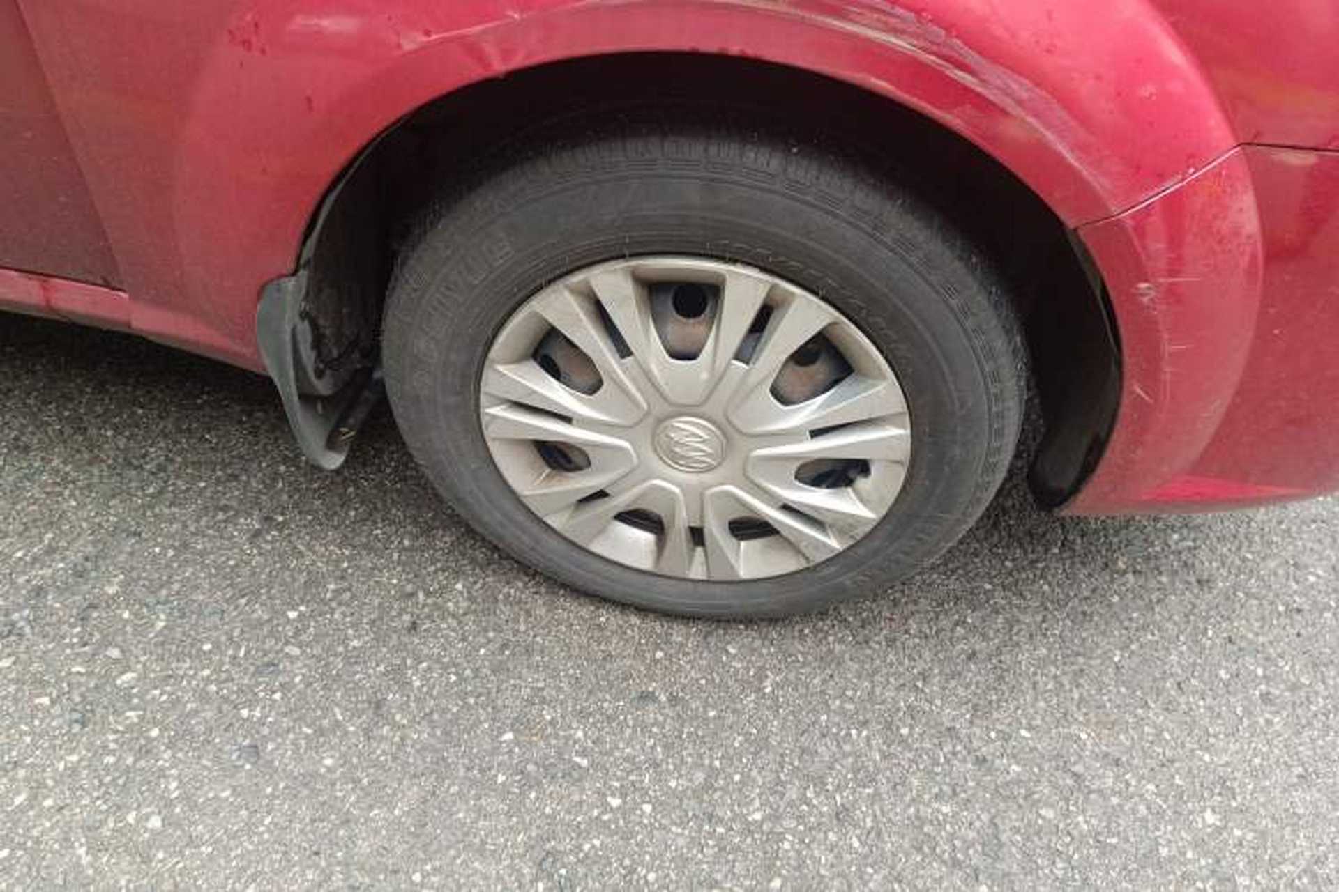 Used Buick Excelle 2015 1.5L Automatic Classic Model Right Front Wheel Hub