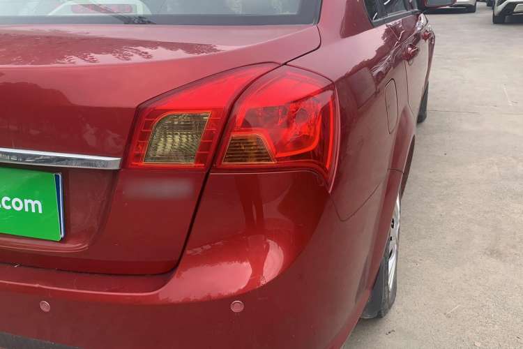 Used Buick Excelle 2015 1.5L Manual Classic Trim Right Rear Taillight