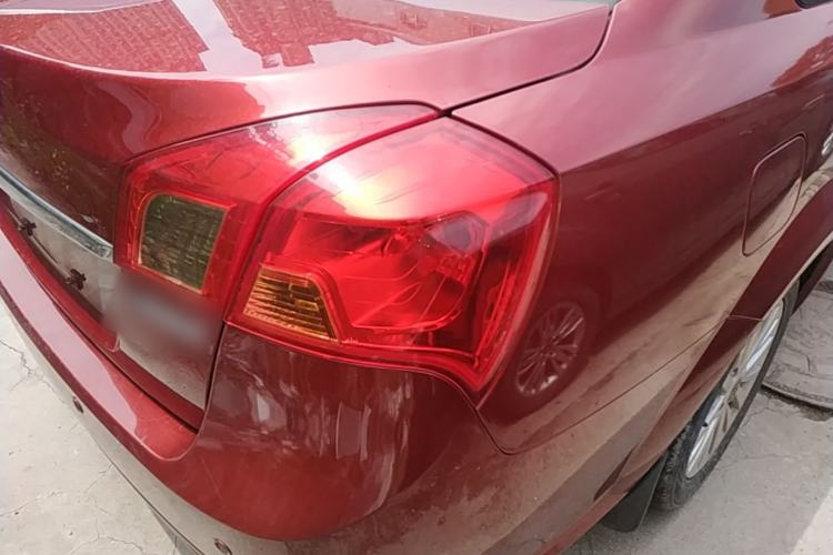 Used Buick Excelle 2015 1.5L Automatic Luxury Edition Right Rear Taillight