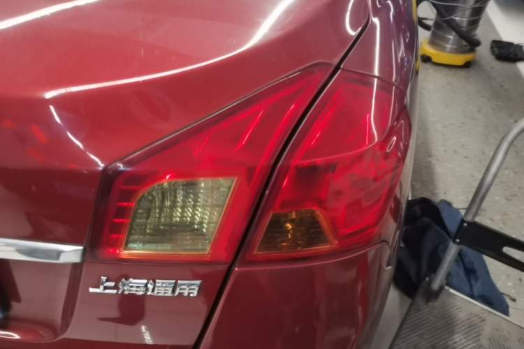 Used Buick Excelle 2015 1.5L Automatic Classic Model Right Rear Taillight