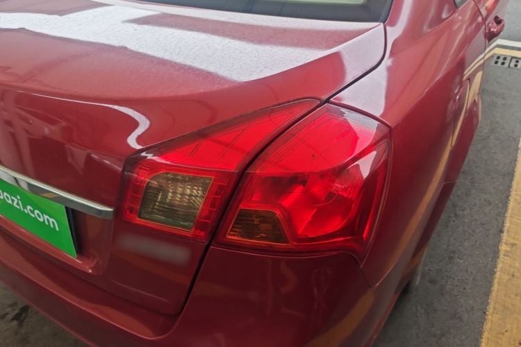 Used Buick Excelle 2015 1.5L Manual Classic Trim Right Rear Taillight