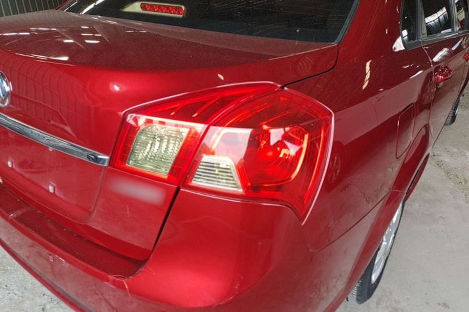 Used Buick Excelle 2015 1.5L Automatic Classic Model Right Rear Taillight