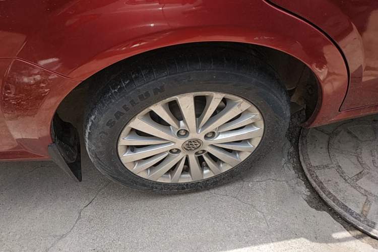 Used Buick Excelle 2015 1.5L Automatic Luxury Edition Right Rear Wheel Hub