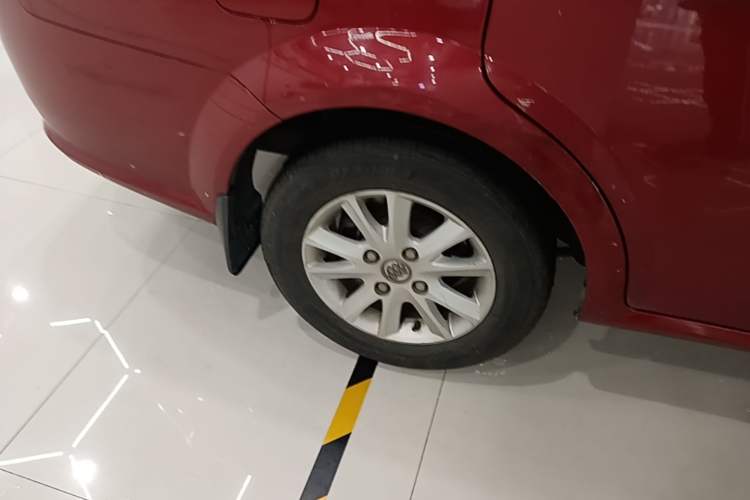 Used Buick Excelle 2015 1.5L Automatic Classic Model Right Rear Wheel Hub