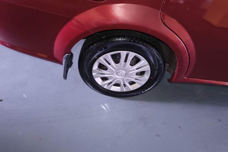 Used Buick Excelle 2015 1.5L Automatic Classic Model Right Rear Wheel Hub