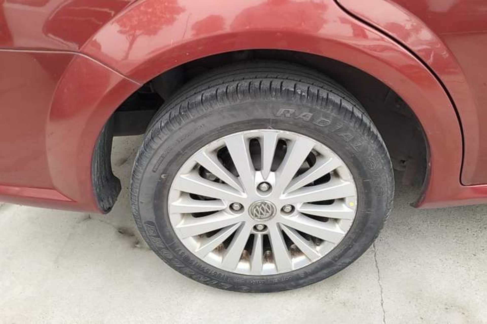 Used Buick Excelle 2015 1.5L Automatic Luxury Edition Right Rear Wheel Hub