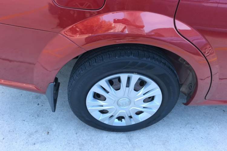 Used Buick Excelle 2015 1.5L Automatic Classic Model Right Rear Wheel Hub