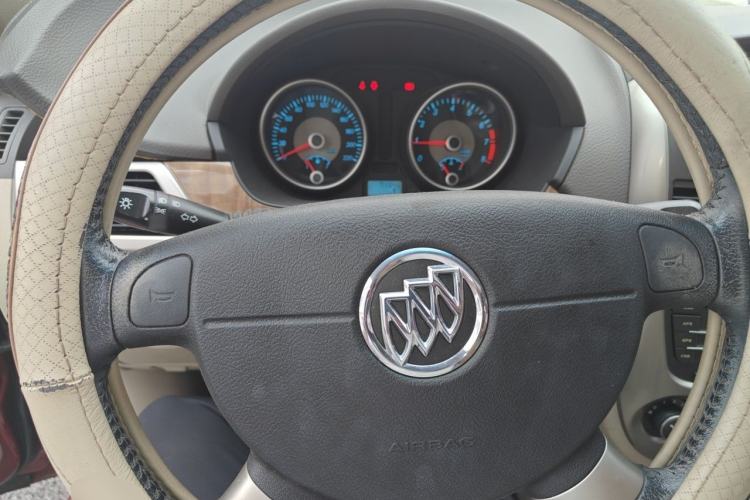 Used Buick Excelle 2015 1.5L Manual Luxury Model Steering Wheel