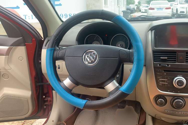 Used Buick Excelle 2015 1.5L Manual Classic Trim Steering Wheel