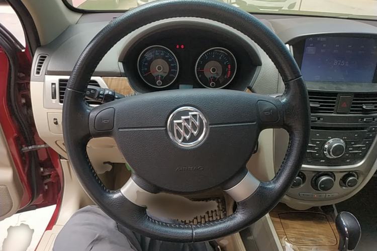 Used Buick Excelle 2015 1.5L Automatic Luxury Edition Steering Wheel