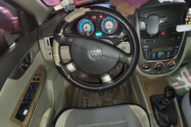 Used Buick Excelle 2015 1.5L Manual Classic Trim Steering Wheel