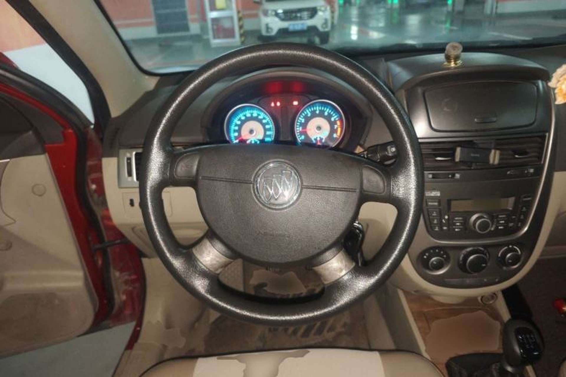 Used Buick Excelle 2015 1.5L Manual Classic Trim Steering Wheel