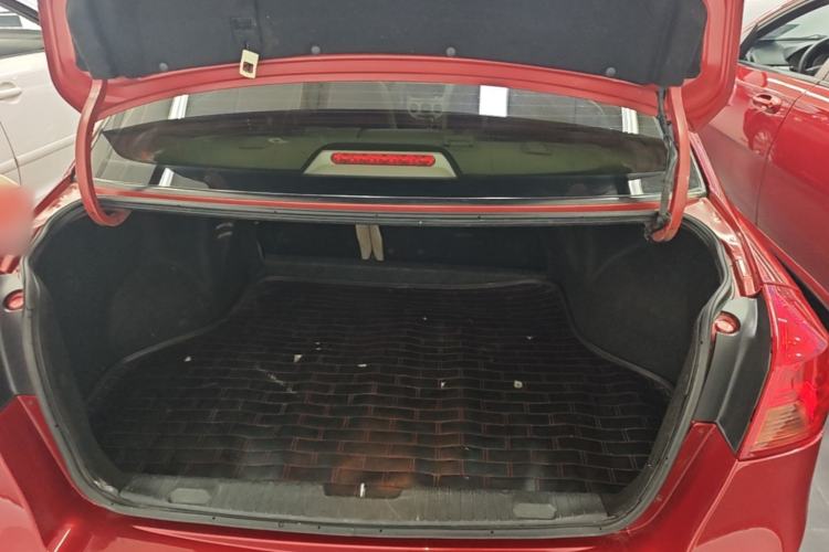 Used Buick Excelle 2015 1.5L Automatic Classic Model Trunk